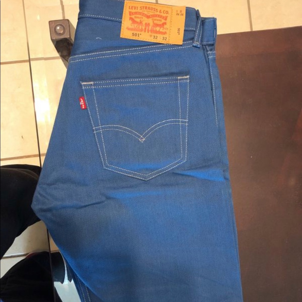 Levi men pants - Picture 1 of 1